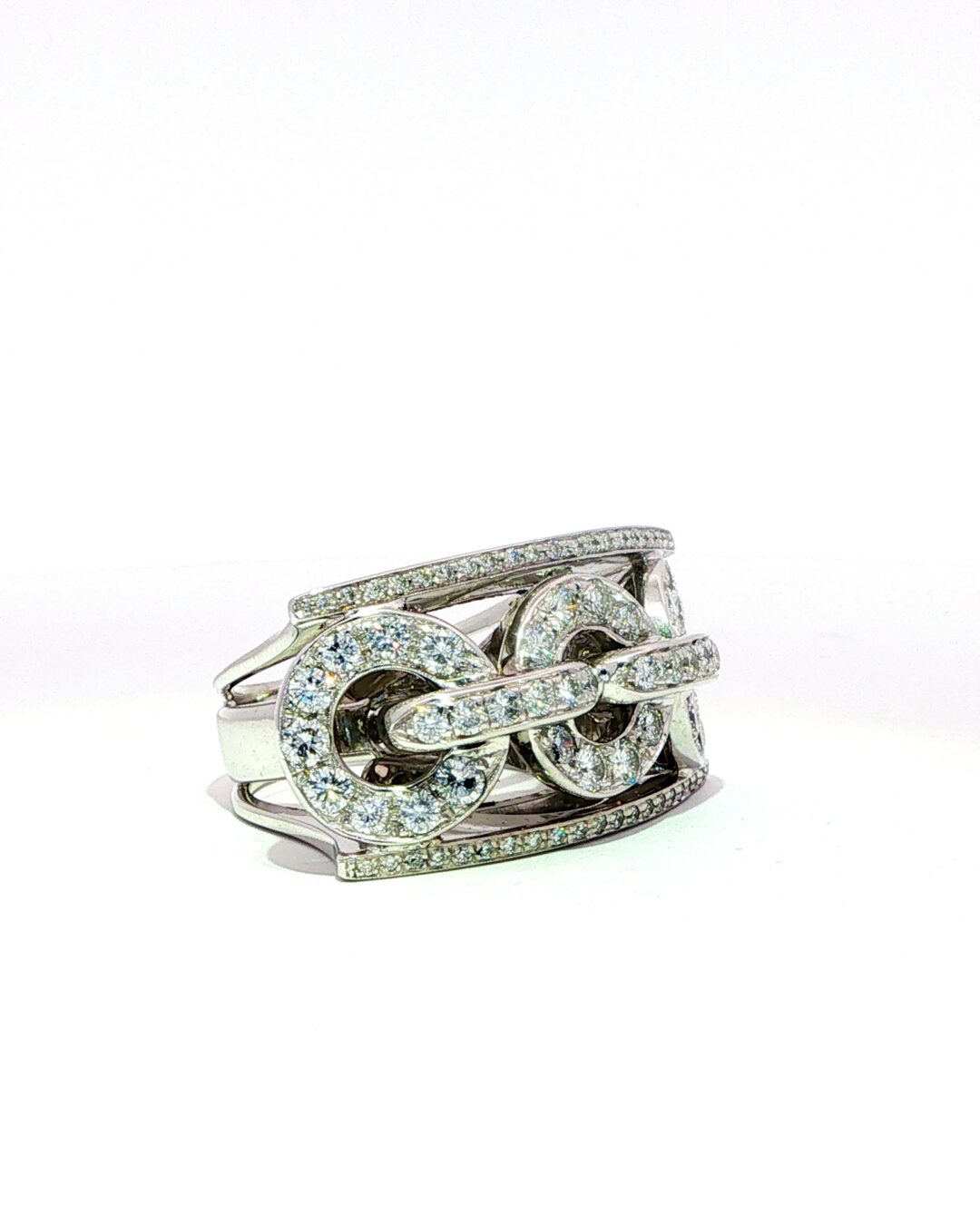 Anello cocktail geometrico oro diamanti frontale