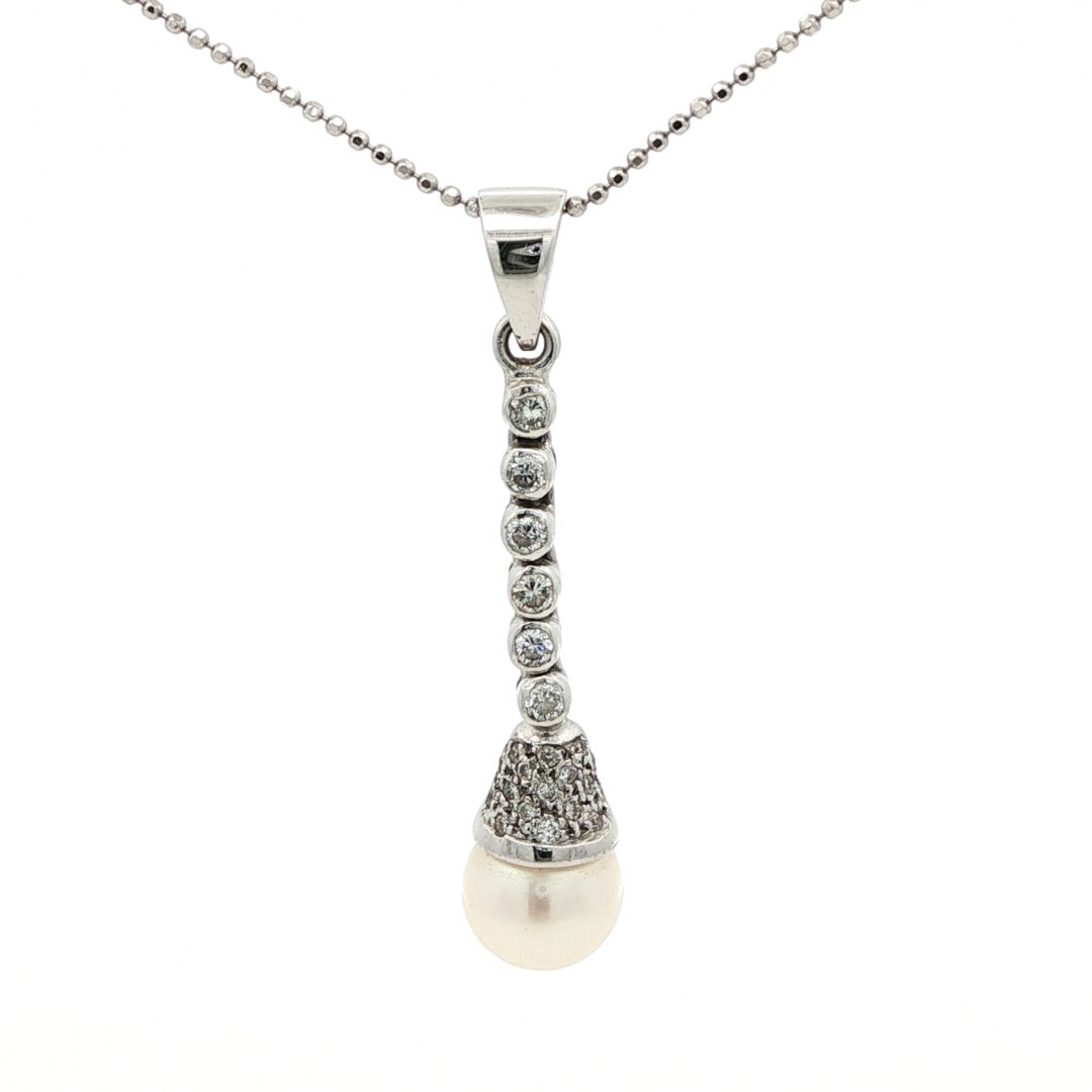 1293_P3_26_2 laterale 2 Collana oro bianco perla e diamanti